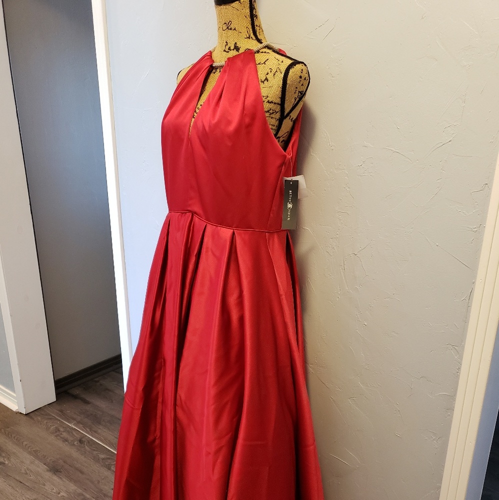 Betsy and Adam Red Satin Ballgown Size: 14 (NWT)